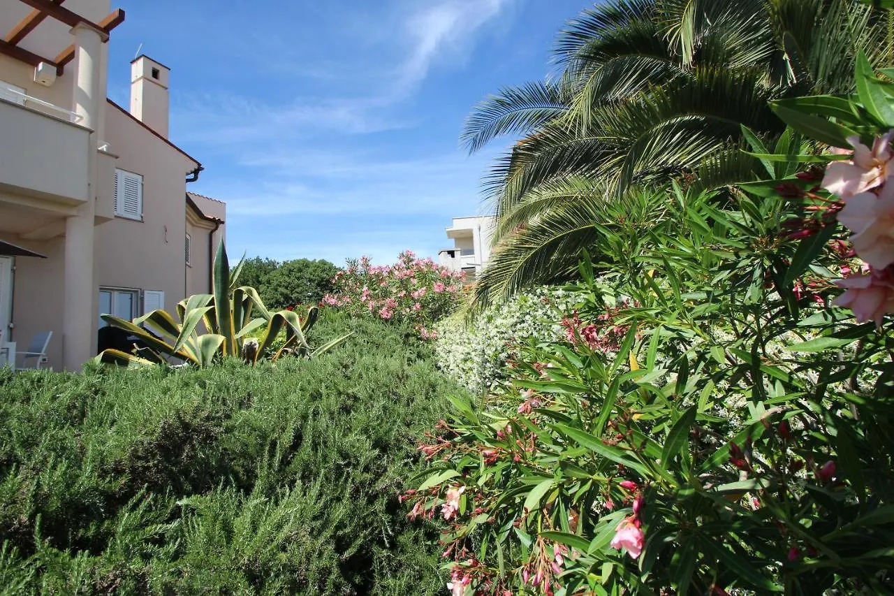 Four Bedroom Beach House Amaya Medulin