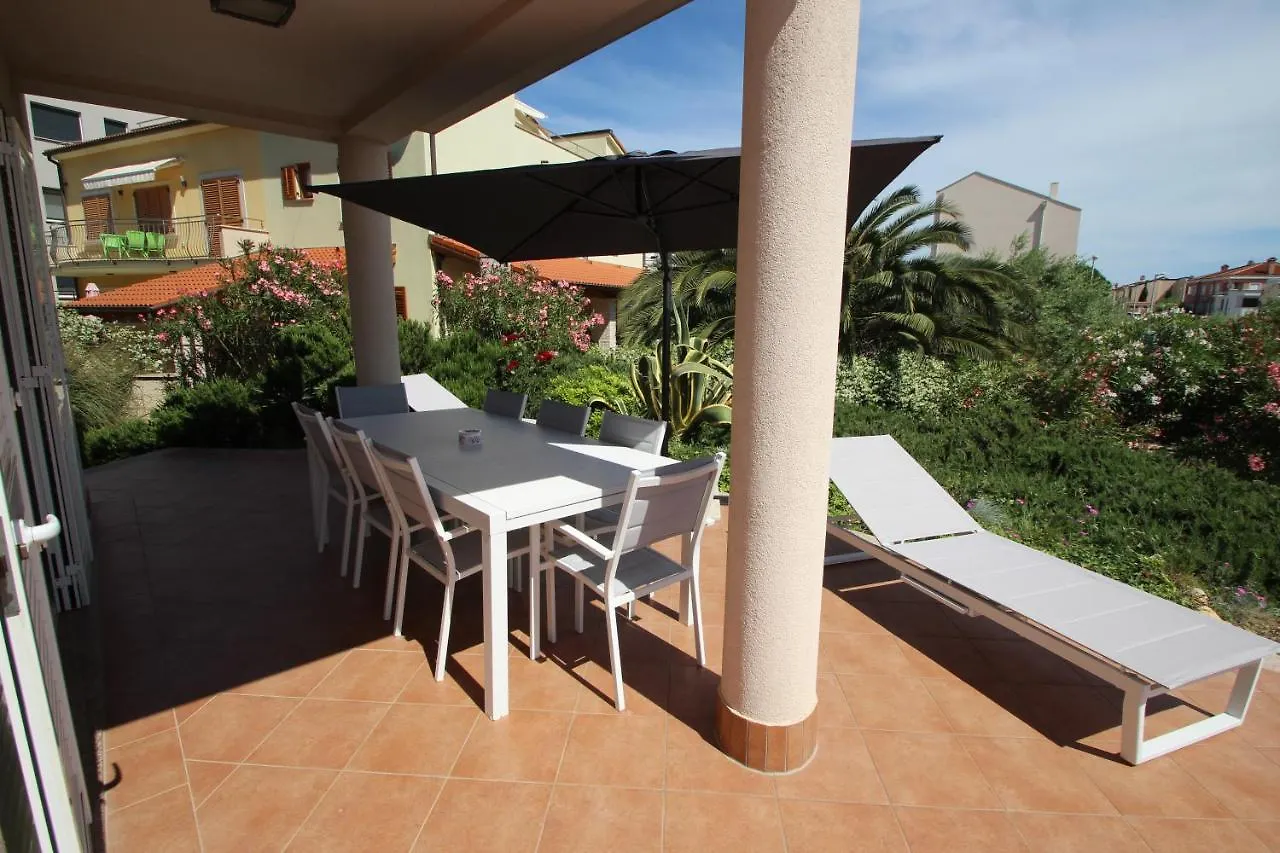 Four Bedroom Beach House Amaya Medulin