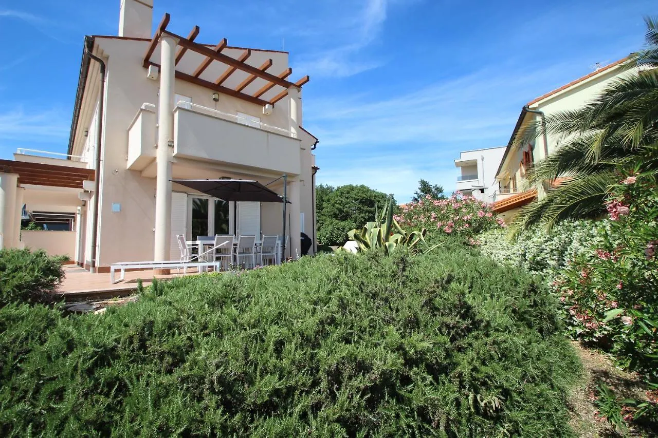 Villa Four Bedroom Beach House Amaya Medulin